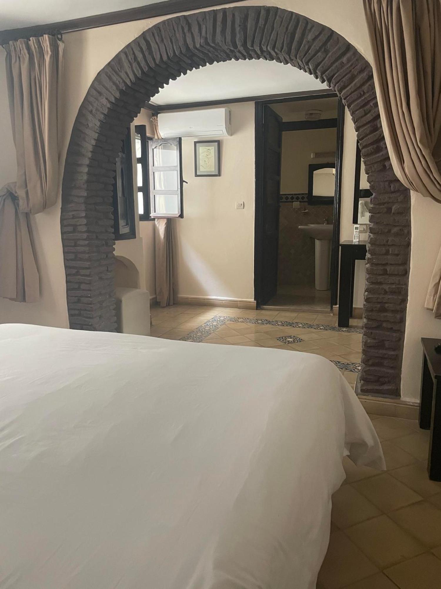 Riad Al Madina Эс-Сувейра Экстерьер фото
