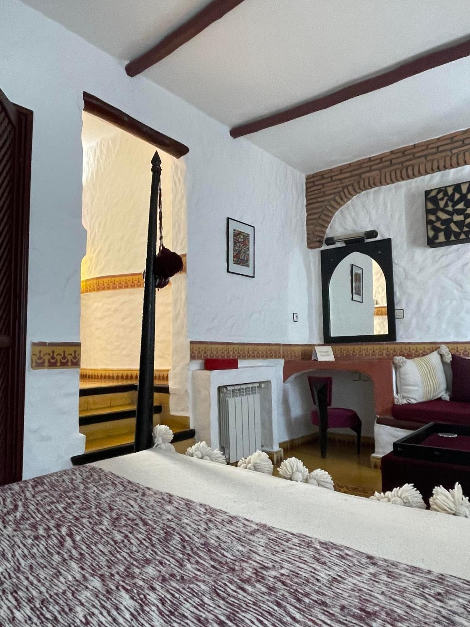 Riad Al Madina Эс-Сувейра Экстерьер фото