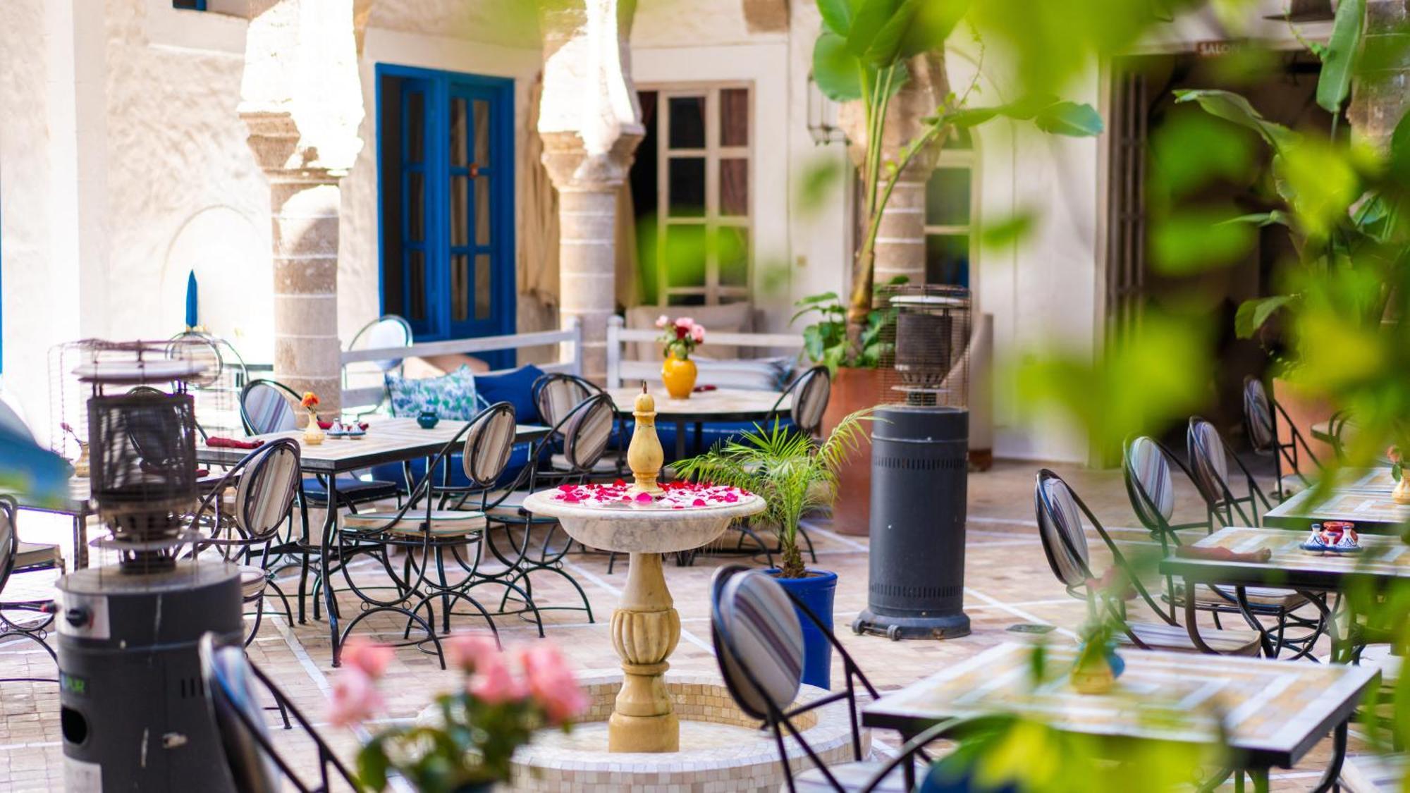Riad Al Madina Эс-Сувейра Экстерьер фото